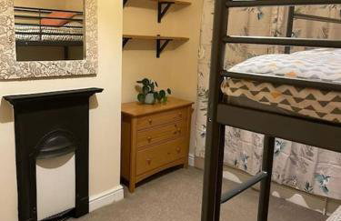 Gloucester Rd 2 mins away - Fab, new, trendy house - Foto 6