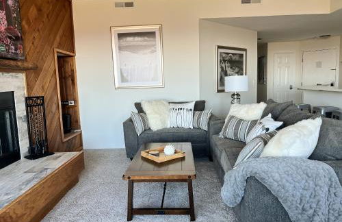 Diamond Adventure Slope Side with Foosball and Arcade at Wintergreen Resort - Foto 32