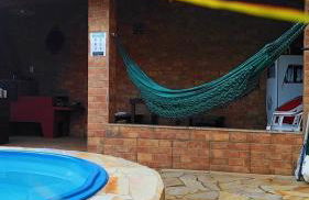 Casa Espaço Sara Piscina com total privacidade, área gourmet completa com churrasqueira fogão a lenha, a 5min do centro e do parque das águas - Foto 56