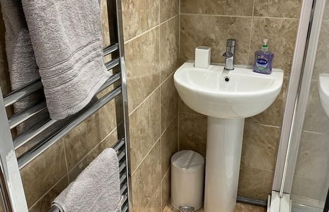 City centre - 1 bedroom apartment - Photo 13