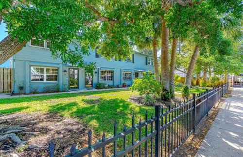 STEPS from Flagler Avenue! Charming Home with Private Garage and Full Kitchen! - Foto 6