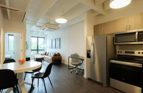 Above The Roots - Stylish 1BD on the Square - Foto 2