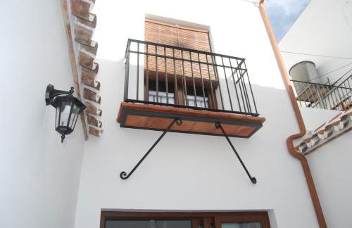 Apartamentos Bodeguetas - Photo 9