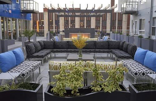 Urban Oasis Downtown Condo with Skywalk Access 6 - Photo 6