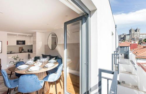 Bright 3BR Flat w/ AC in City Center by LovelyStay - Photo 2