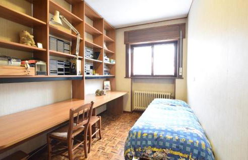 3 Bedroom Amazing Apartment In Lamon - Foto 5