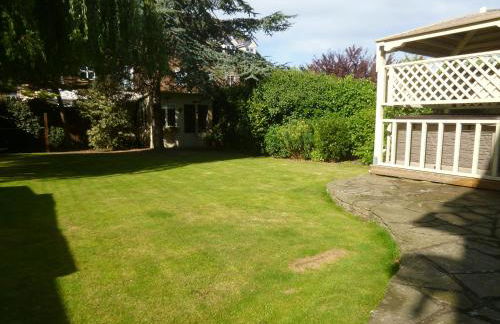 Garden Suite - Photo 15