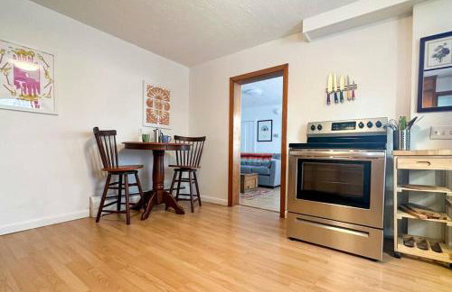 Whimsical apartment near downtown Winooski - Foto 6