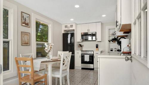 Apothecary - Upper Unit Downtown 2BR - Foto 4