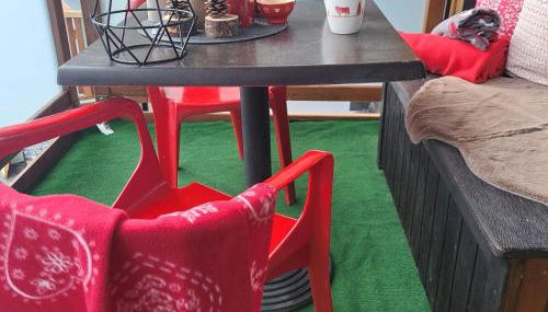 STUDIO 2 ALPES STYLE CHALET au PIED DE TELESIEGE DU DIABLE - Foto 2