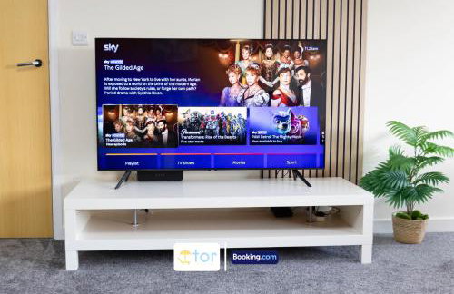 Large 2 Bedroom Apartment By The One Retreats Short Lets & Serviced Accommodation Horley Close To Gatwick Airport - Foto 33