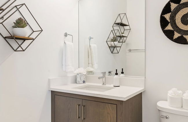 Best Value in St George - Green Valley Getaway - Photo 10