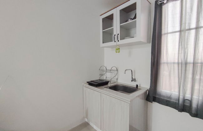 Good Deal 1Br At Paltrow City Apartment - Foto 6