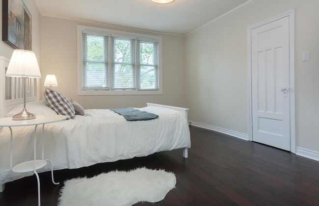 Applewood Suites - Danforth Avenue - Foto 4