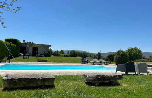 casa rural de un artista en plena naturaleza piscina y parque de esculturas en villarcayo - Photo 15