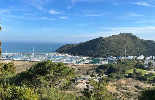 Elegant home with spectacular view - Foto 23