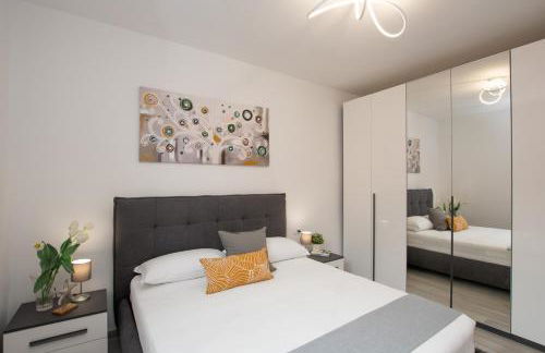 Attico Belvedere - Terrazza con Barbecue e Jacuzzi Privata - Foto 2