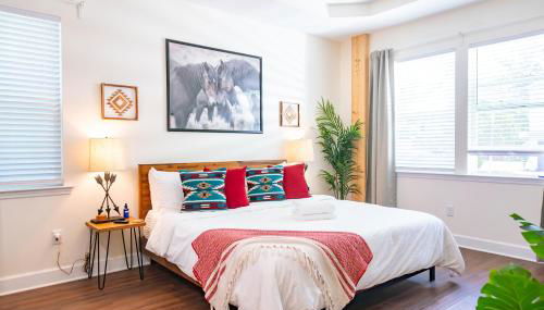 The Prairie Suite Newly Built Upscale Central - Photo 1