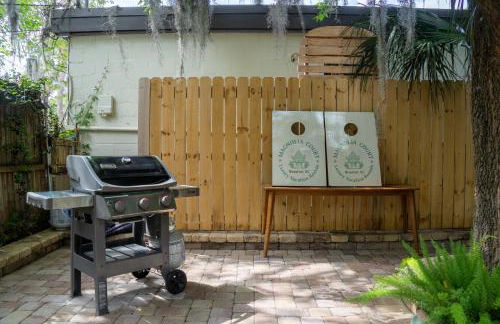 Magnolia Court Suites - Photo 41