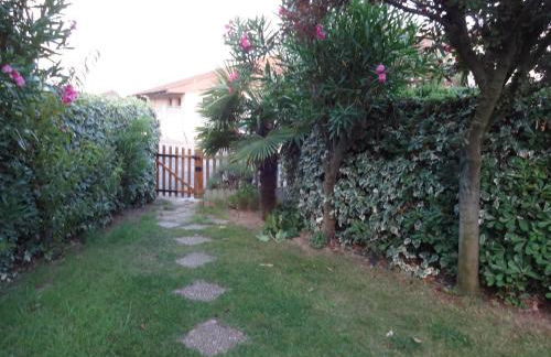 Charmant pavillon ombragé - Foto 7