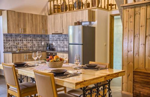 Stone Arch - Photo 12