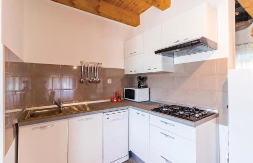 Two-Bedroom Holiday Home In Svetvincenat - Foto 18