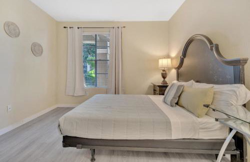 Heart of Carmel Valley 2BR, Families and Corp Stays - Photo 25