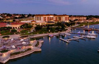 Rockwall Getaway for 6 - Photo 13