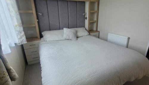 Beachside Lodge - Sleeps 6 - Pets ok - Plus Parking - Foto 5