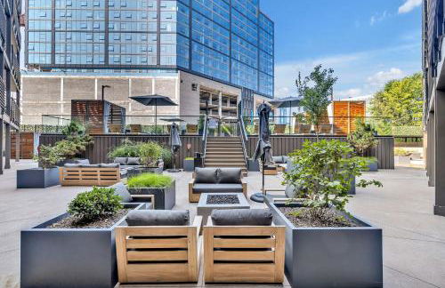 HUGE downtown corner unit- Pool-Gym-Walk 2 Broadway - Foto 34