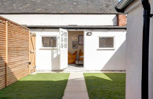 Beautifully refurbished cottage in lower Wivenhoe. - Foto 36