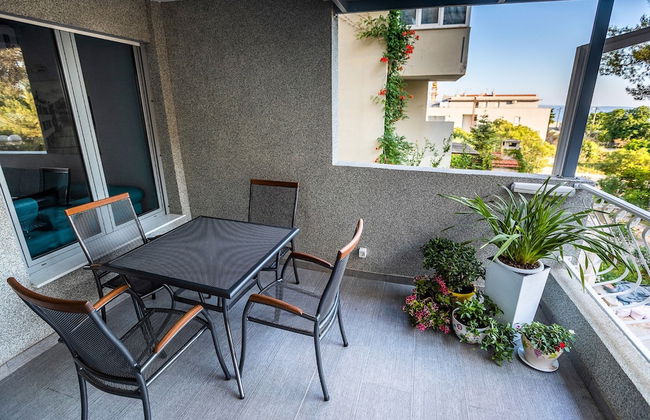 Modern apt Close to Znjan Beach, With big Terrace - Photo 17