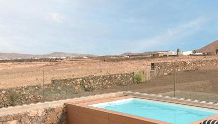 Canaryislandshost l The Sky Suites - Photo 4, sunbed, Lobby or reception