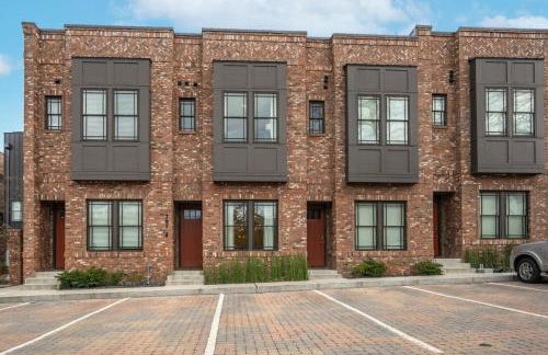 City Heights - Broadway Designer Condo - Foto 1