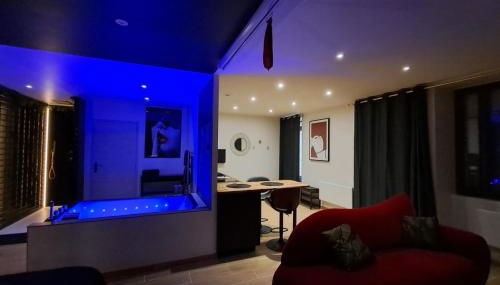 Parenthèse Enchantée pour Deux Spa privé sauna & vidéoprojecteur - Foto 2