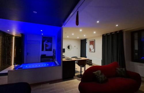Parenthèse Enchantée pour Deux Spa privé sauna & vidéoprojecteur - Foto 2