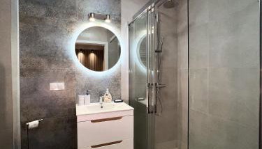 Apartament Cicha 12 - Centrum - Garaż - Foto 3, Shower