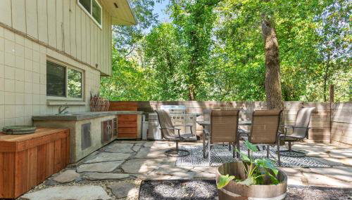 Relaxing River Retreat Near Moms Beach with Patio - Foto 5