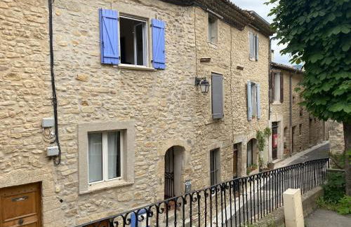 Lubéron Grde Maison de village avec terrasse 4 chambres doubles - Foto 24