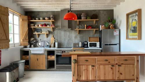 Água e Sal - Seafront House, with Garden and independent Suíte. - Photo 2, stove, dishwasher, pet friendly, toaster, minibar