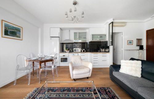 Terrasse ensoleillée sur les toits de Nice - Foto 17