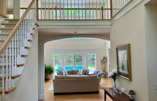 4 bedroom East Hampton home with large heated pool - Foto 8