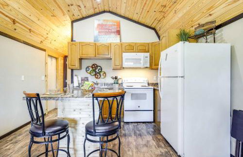 Charming Cabin Near Great Smoky Mountains! - Foto 8