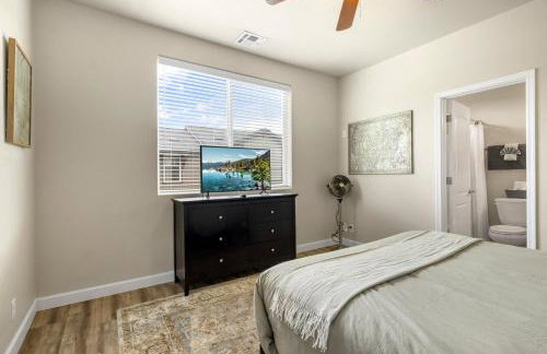 Mountain Peaks Getaway 4BR4BA Pet-Friendly Central AC Near Downtown Trails - Foto 15