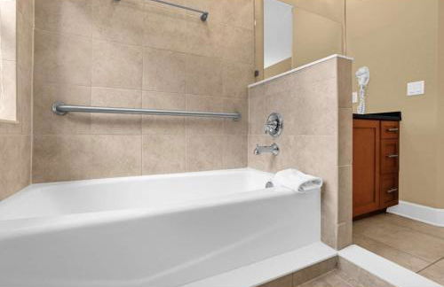 Your Summer Getaway Awaits - Townhome by Disney! - Foto 21