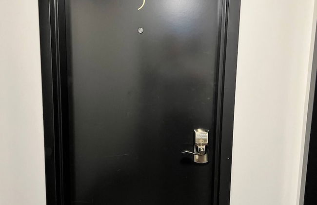 Dt 1bed 1bath Cozy Suite 8 Min Walk To Arena - Photo 16