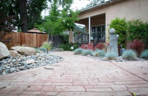 Group Retreat with Hot Tub & Studio - Foto 15