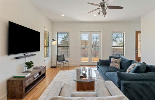 Bright Home in East ATX - 3BR - Cowboy Pool - Foto 9