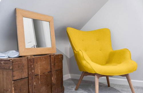 Large 4 Bedroom House Bricket Wood, Van & Car Parking, Sleeps 8 - Foto 31