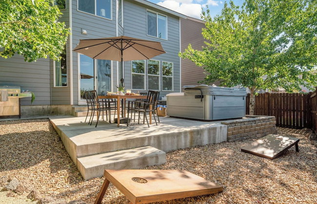 Canal Trail Base Camp by Avantstay Hot Tub + Deck + Walk to Pickleball + 10 Min to Bend Family Friendly - Foto 108